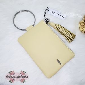 🎁 Thacker Nolita Butter Clutch  💫